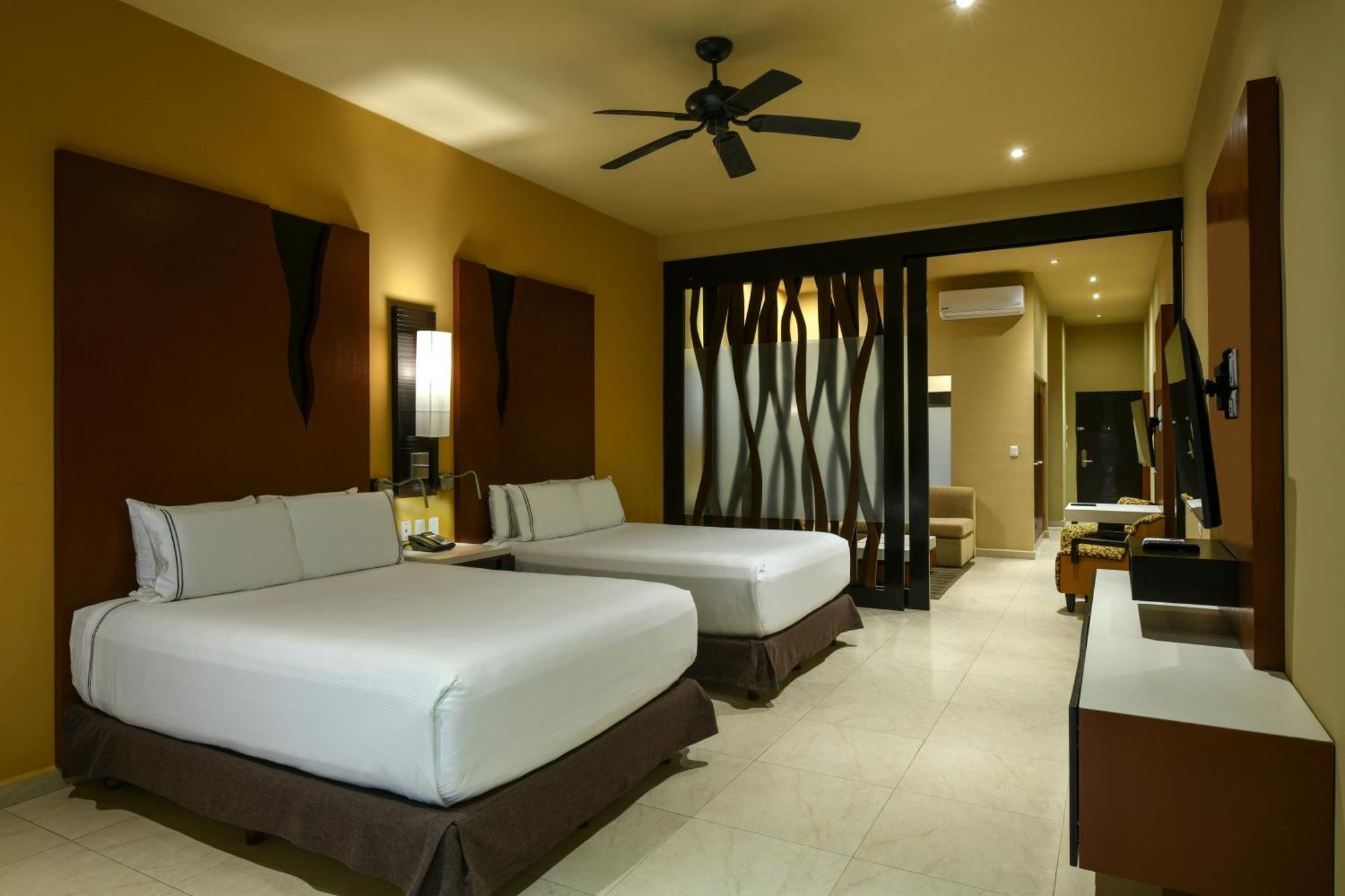 Generations Riviera Maya Family Resort Catamaran, Water Park & More Inclusive Пуерто-Морелос Екстер'єр фото